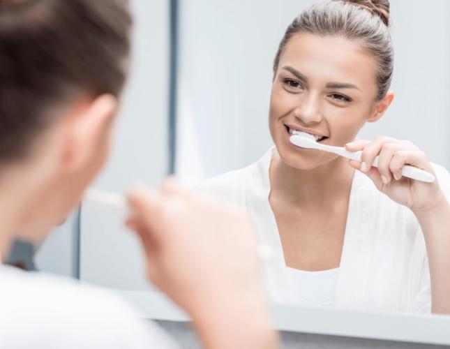 Benefits of Professional Teeth Cleaning vs. At-Home Care